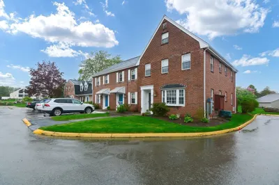 75 Erin Rd #75