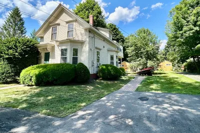 20 Park St #2 1