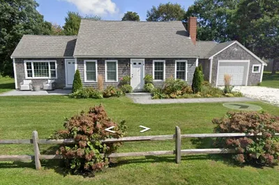 60 Bain Rd 1