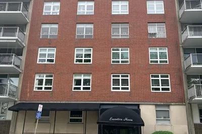 80 Salisbury St #302 1
