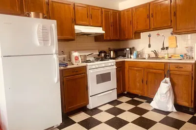 90 Hammond Street #4 1
