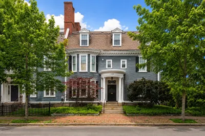 110 High St #3 1