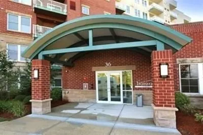 36 Village Rd #308