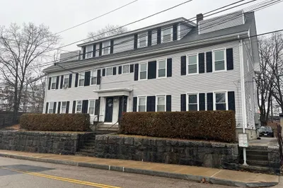 10 Capron St #7
