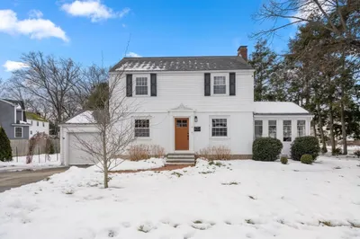 1 Sherwood Rd