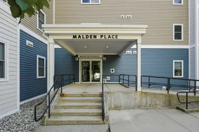 30 Franklin Street #221 1