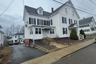197 Nichols St 1
