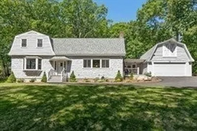 30 Ryefield Rd 1