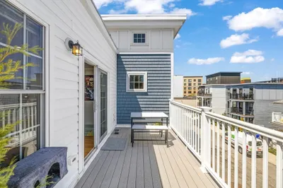 8 W Bellflower Street 1