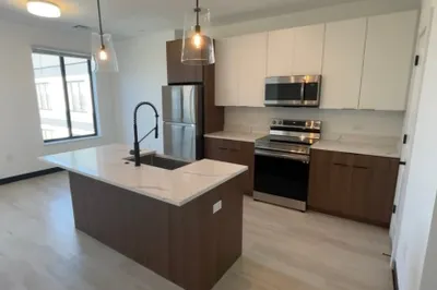 600 Broadway #409