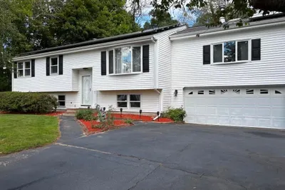 91 Hayward Ave 1