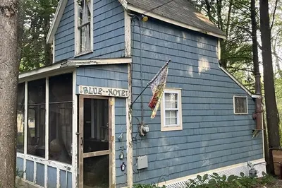 2 Merrill Ave