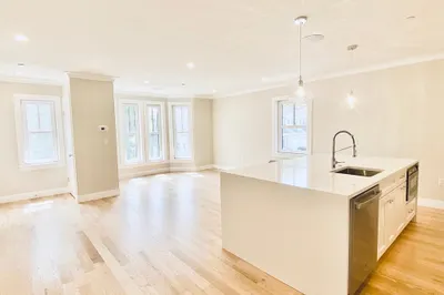 15 Yuill Circle #4 1