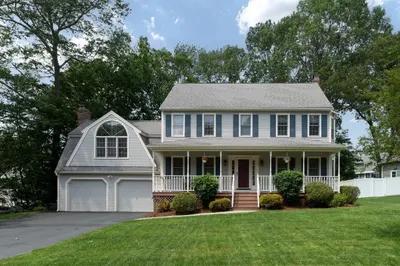 7 Littlefield Road 1