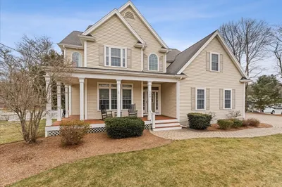 128 Center St 1