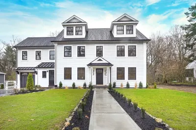 111 Cedar St