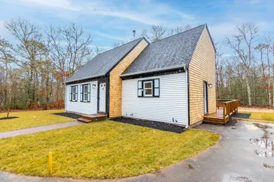 390 Hayway Rd 1