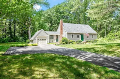 26 Acton Rd 1