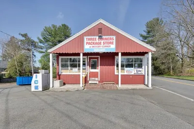 460 Amherst Rd
