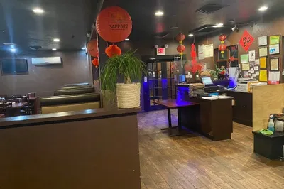 4xx Quincy Ave 1