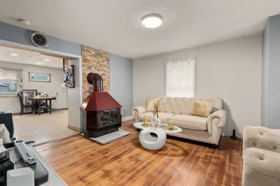 24 Hathaway St 1