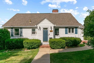 35 Marsh Ave