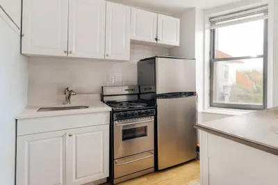 5 N Margin St #10 1