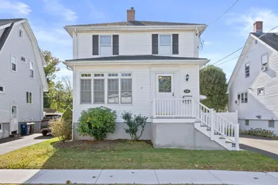 208 Wilson Ave 1