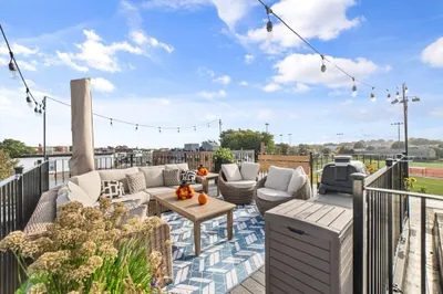 31 Boardman Street #5 1