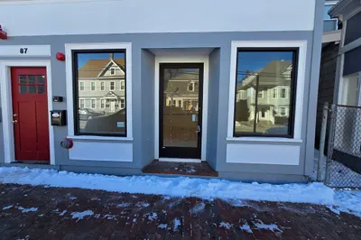 89 Main St #1