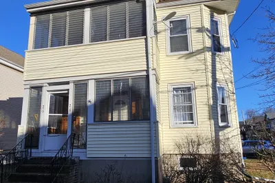 26 Julia St