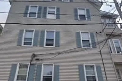 178 Thomas St #2E 1