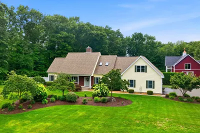 36 Mineral Spring Ave 1