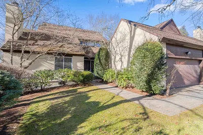 333 Goddard Ave #333