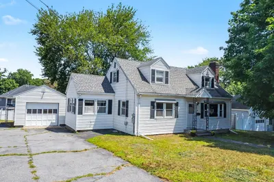 58 Clayton Ave