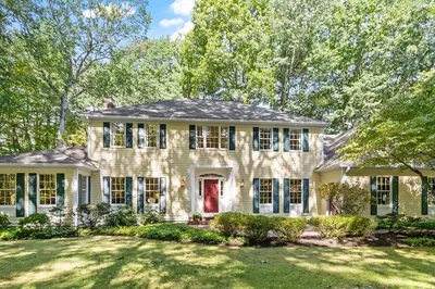 10 Wingate Ln 1