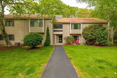 14 Thayer Pond Road #17 1