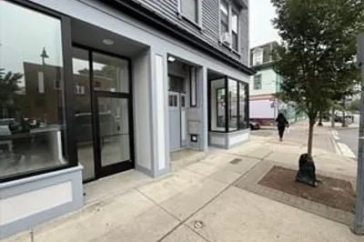 318 Somerville Ave 1