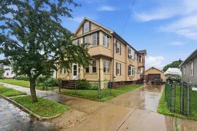 21-23 Colchester St #21 1