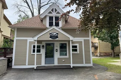 51-a Cedar St 1