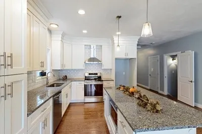 20 Country Club Blvd #1 1