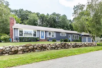 45 Westwood Dr 1