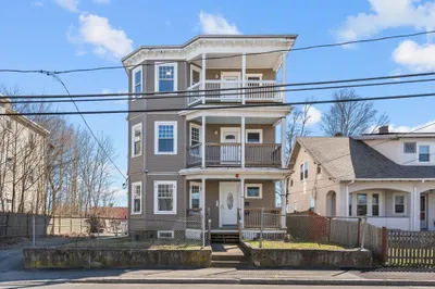 102 Hillberg Ave 1