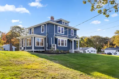 267 Pleasant St 1