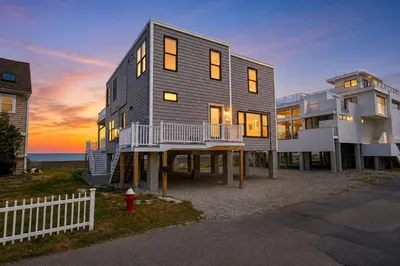 16 Gunrock Ave 1