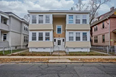 298 Oakland St