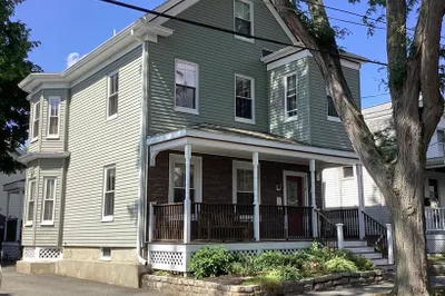 9 Pearl St #2 1