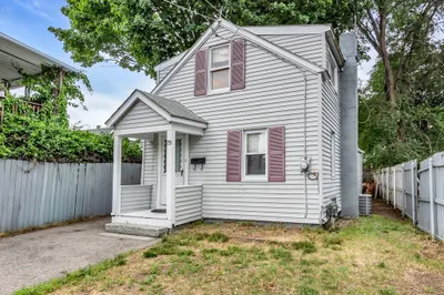 79 Lakeview Ave 1