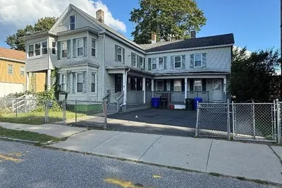5-9 Grant St 1