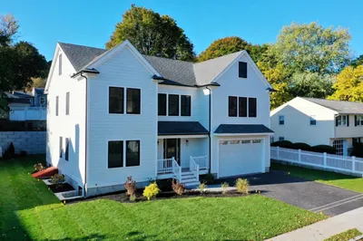 75 Greer St 1